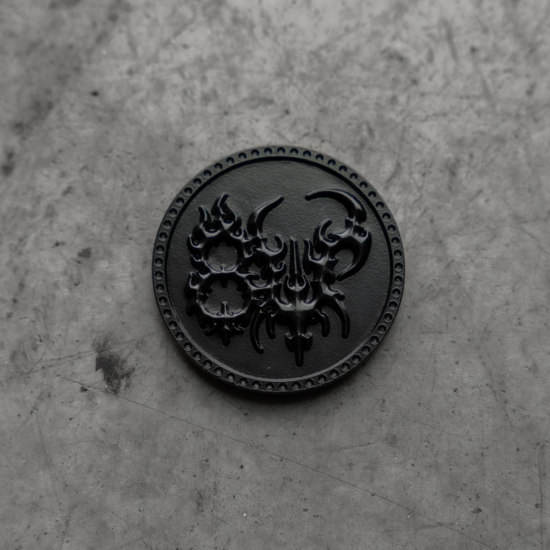 8W COIN BLACK - Image 4