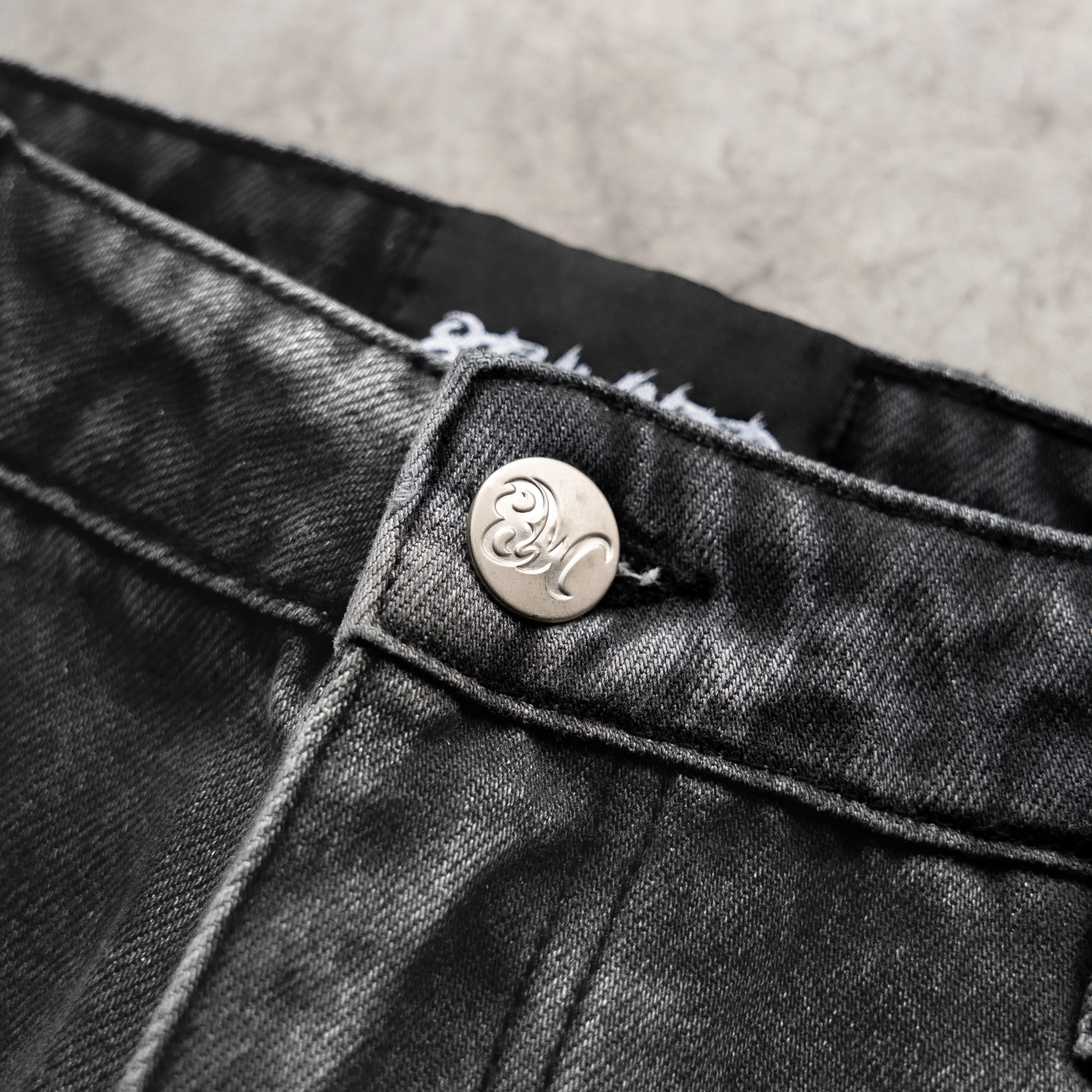 8W GREYSCALE BAGGY JEANS - Image 7