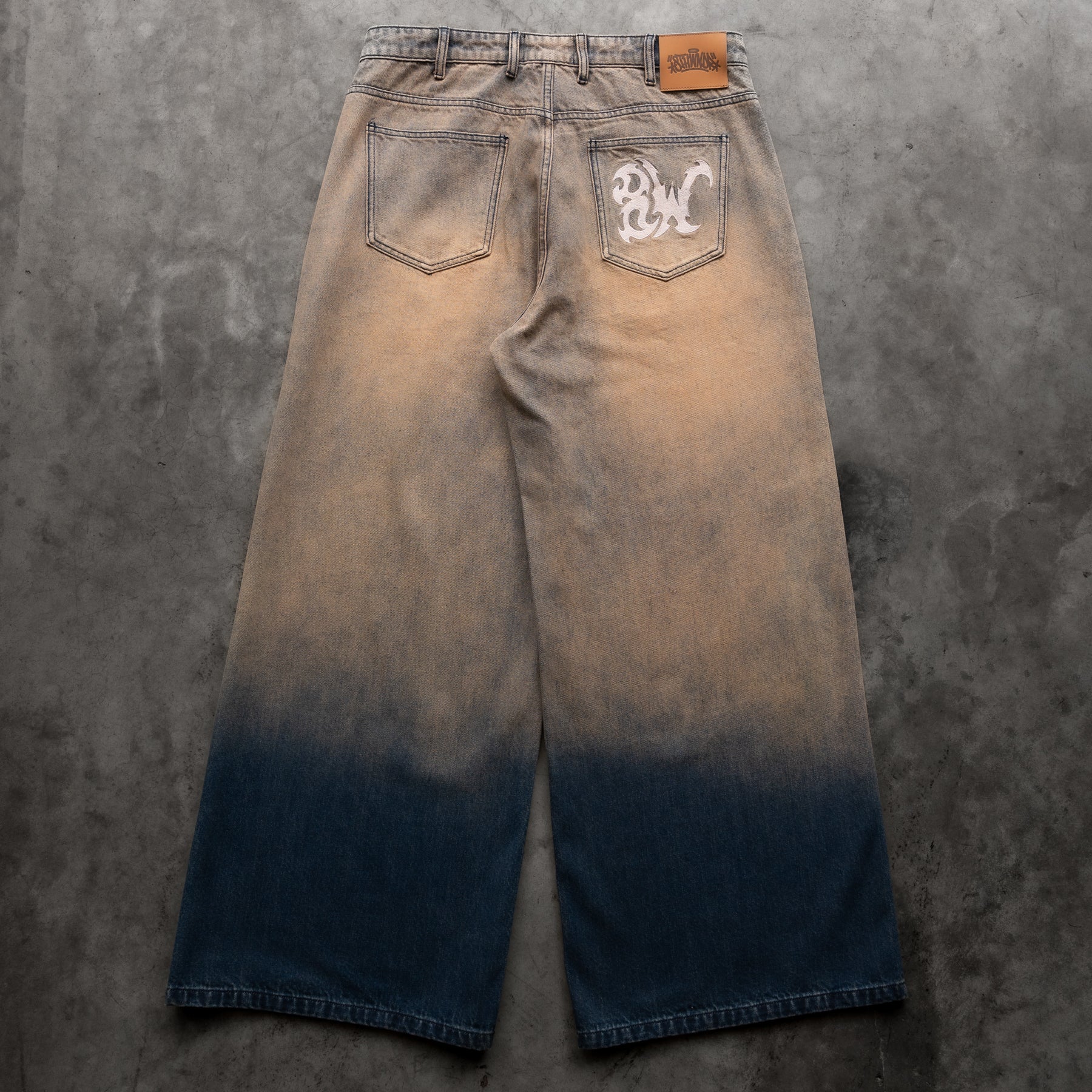 8W MUD WASH BAGGY JEANS - Image 4