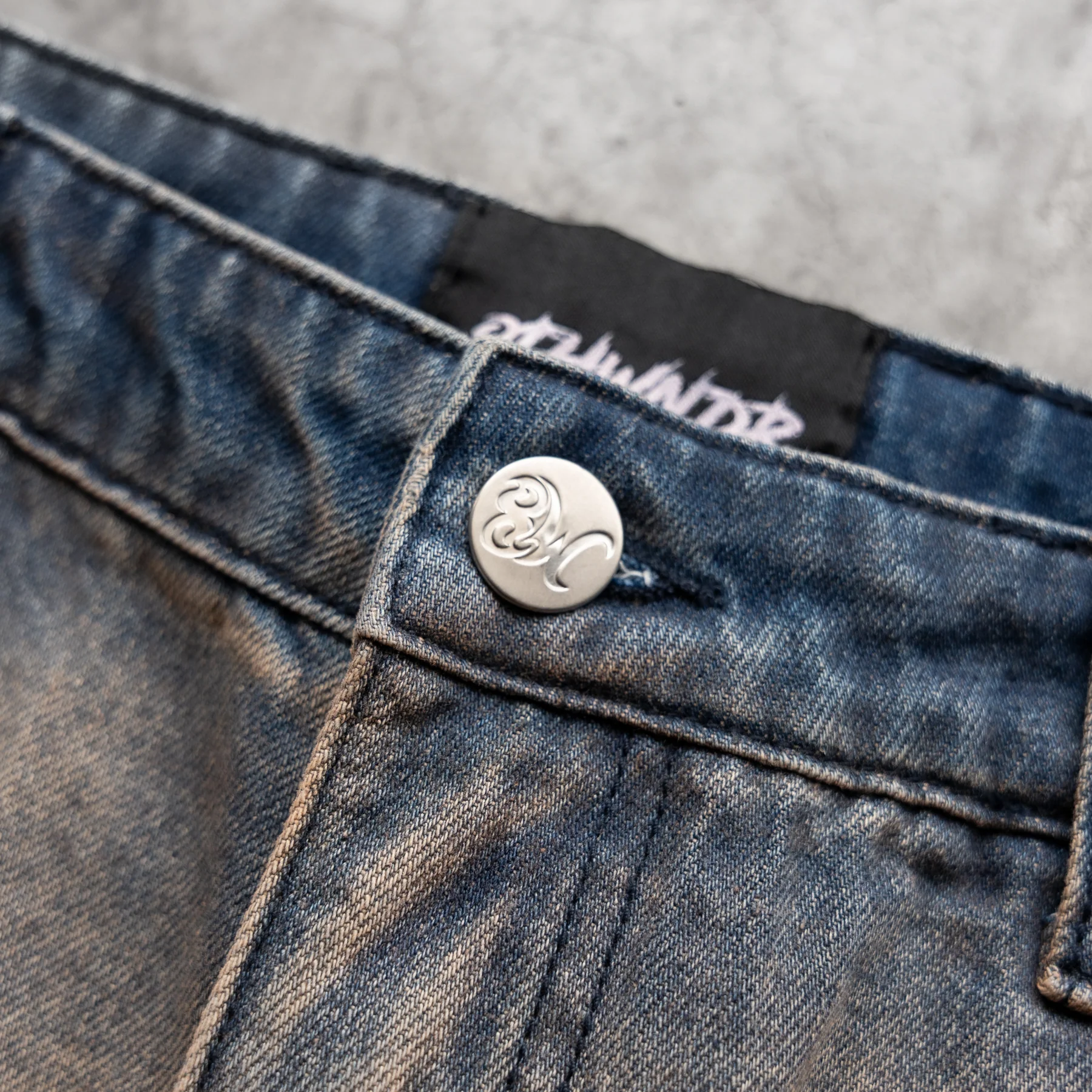 8W MUD WASH BAGGY JEANS - Image 7