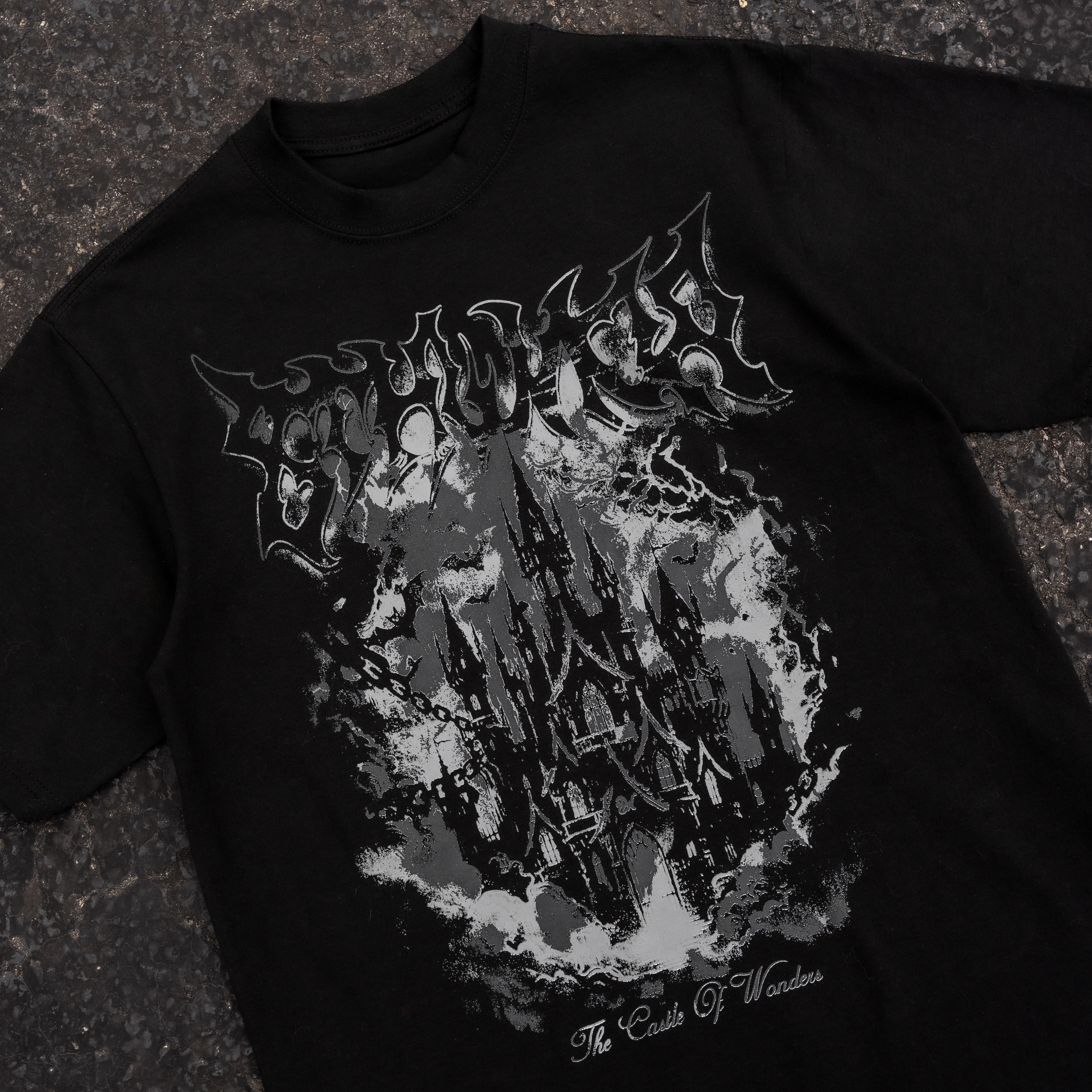 CASTLE OF WONDER TEE BLACK - Image 3