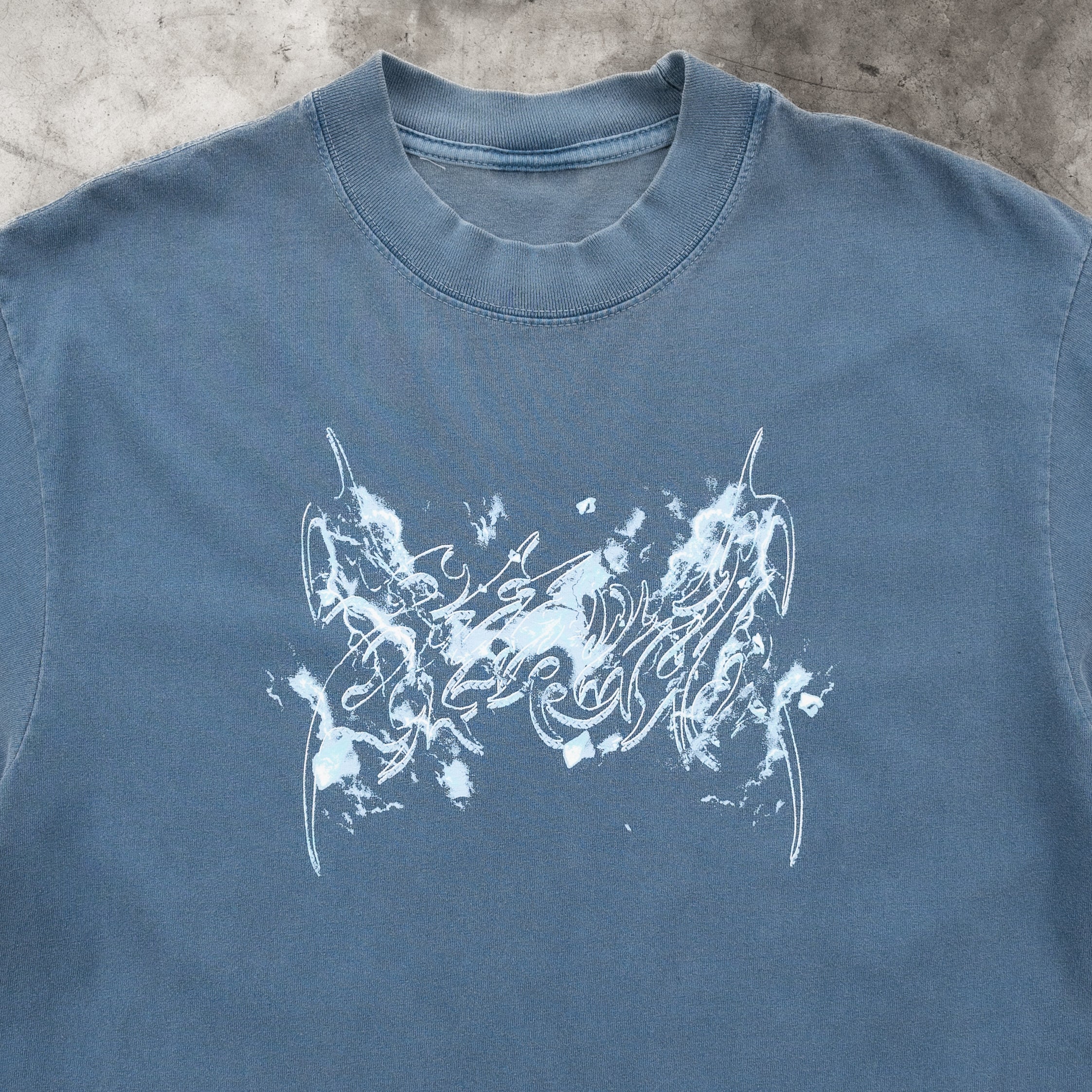 CYBERSPINE TEE WASHED DENIM - Image 6