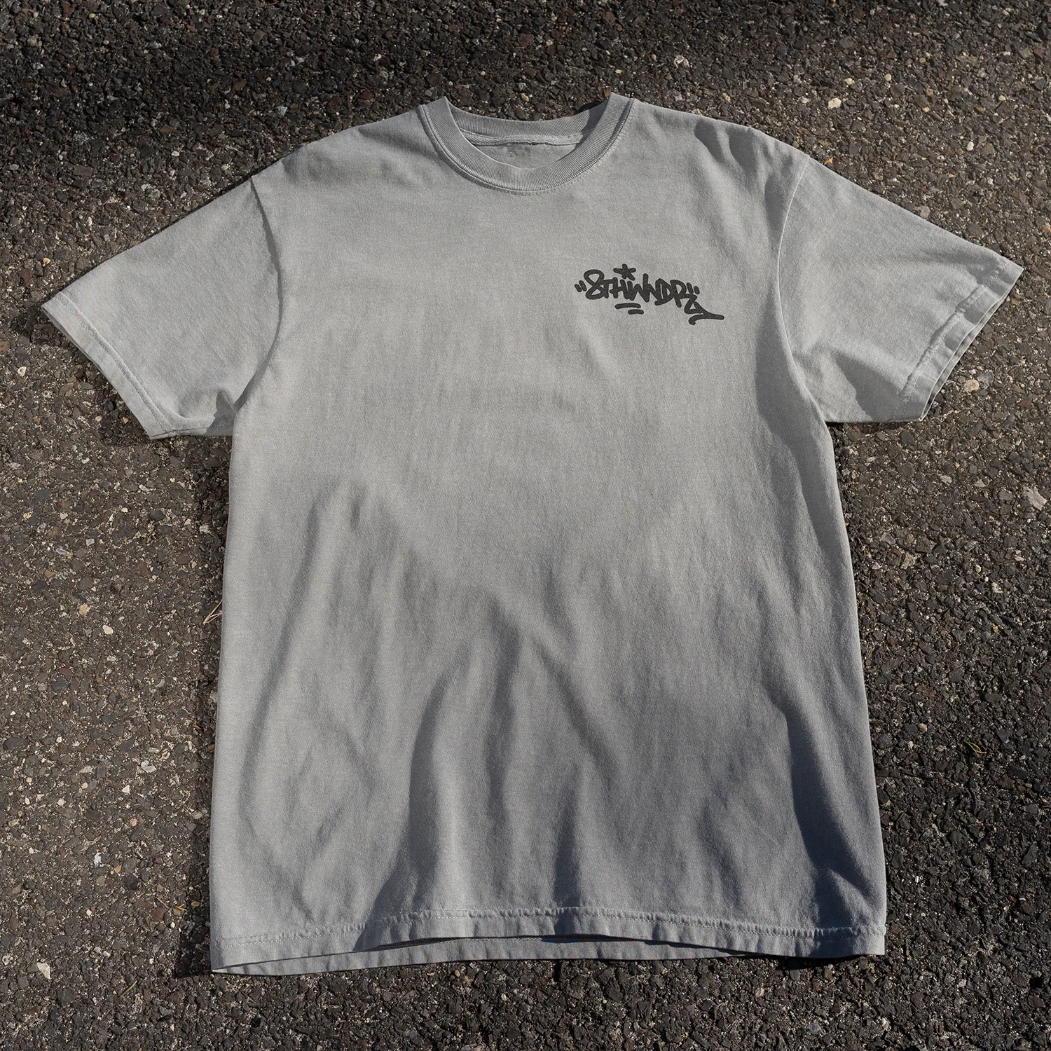GRAFFITI TEE GREY - Image 4
