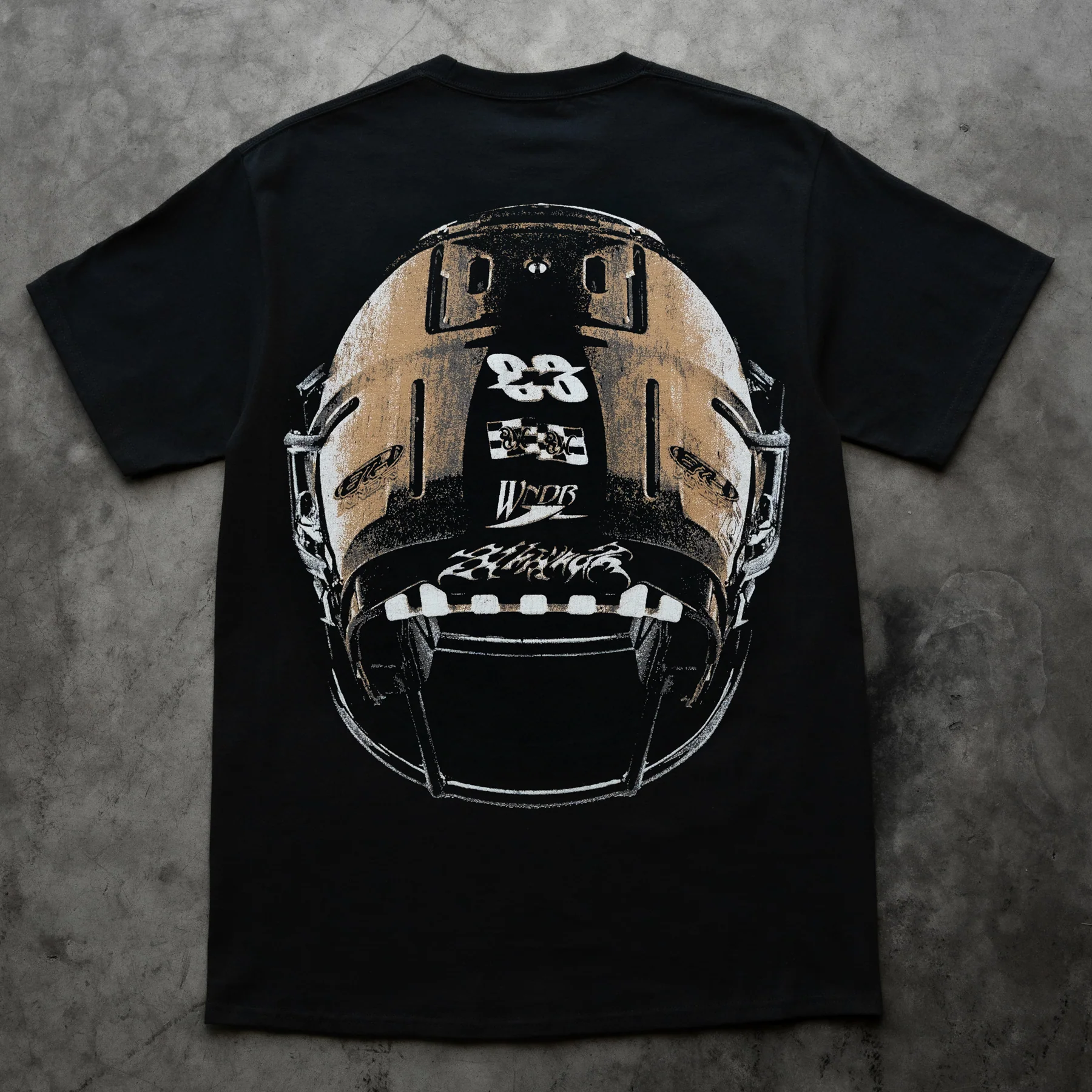 SKULL HELMET TEE BLACK - Image 4