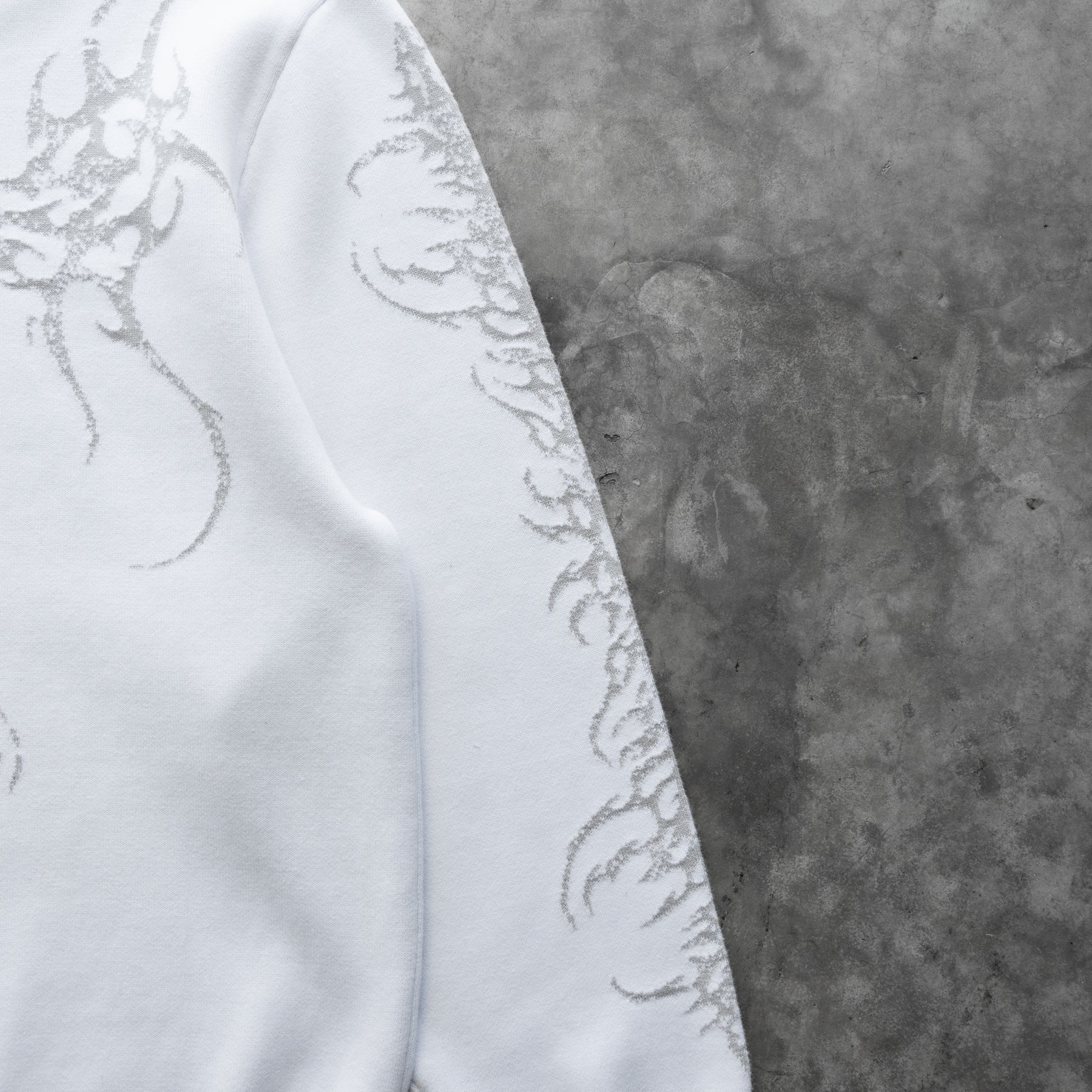 TRIBAL KNITTED SWEATER WHITE - Image 6